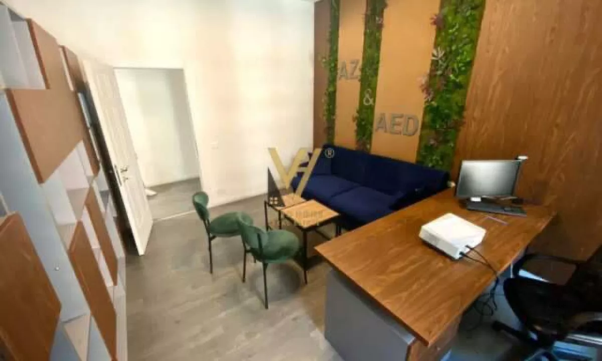 JEPET ZYRE 131 M2 ME QIRA TE KOMPLEKSI SQUARE 21 950 EURO