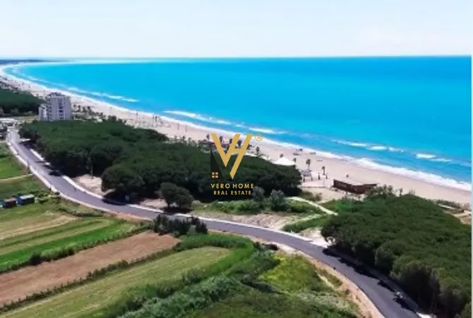 SHITET TOKË 4.000 M2 PRANË DETIT NË VILË BASHTOVË 280.000 EURO