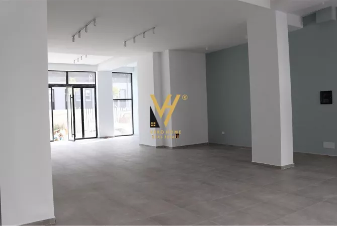 Business Property for Rent 1+1 in Tirana - 1,000 Euro