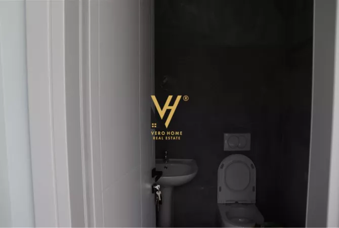 Business Property for Rent 1+1 in Tirana - 1,000 Euro