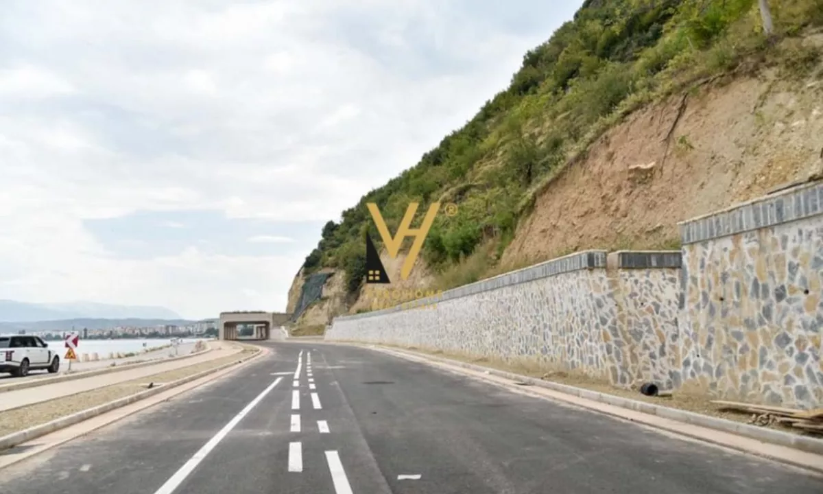 SHITET TRUALL 180.000 M2 NE PISKUPAT ,POGRADEC 1.000.000 EURO