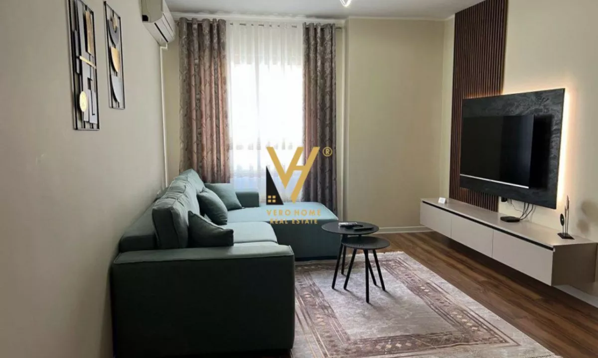 Shtepi ne shitje Apartament ne Durres, 2+1, Mobilimi E mobiluar, Pagesa 200,000  Euro.