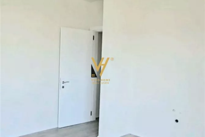 Business Property for Rent 3+1 in Tirana - 600 Euro