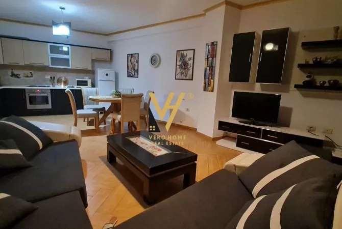 Shtepi me qera Apartament ne Tirane, 2+1, Mobilimi E mobiluar, Pagesa 600  Euro.