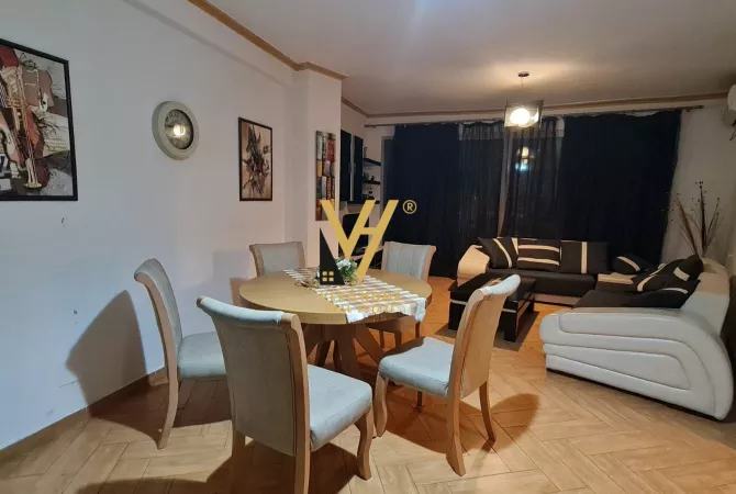 Shtepi me qera Apartament ne Tirane, 2+1, Mobilimi E mobiluar, Pagesa 600  Euro.