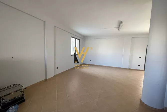 Business Property for Rent 3+1 in Tirana - 1,500 Euro