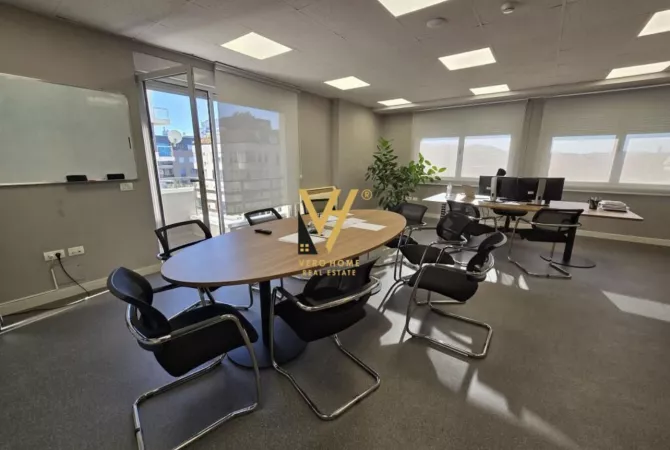 Business Property in Sale 3+1 in Tirana - 1,500,000 Euro