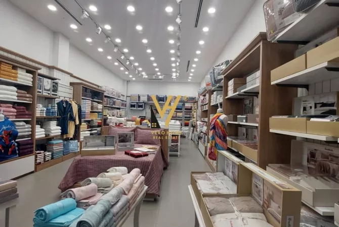 Business Property for Rent 1+1 in Tirana - 2,000 Euro