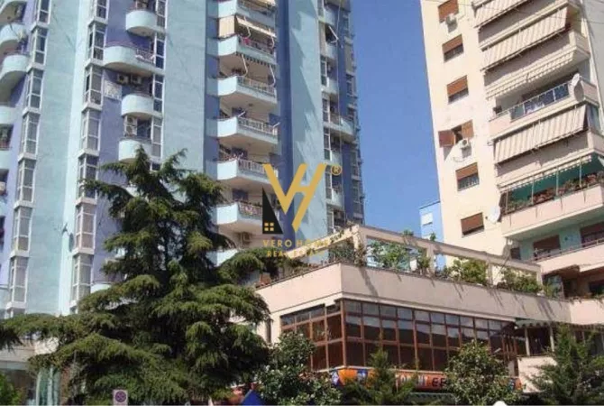 Business Property for Rent 3+1 in Tirana - 1,350 Euro