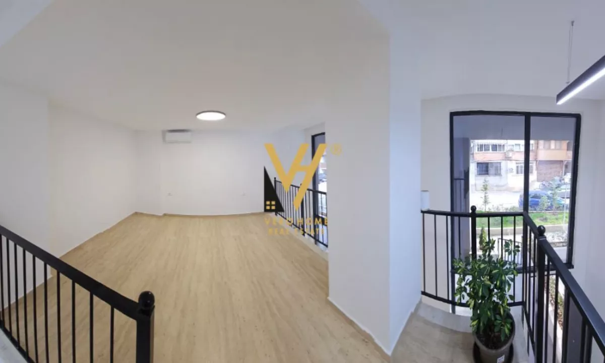 JEPET ZYRE DUPLEX 130 M2 ME QERA TE RR.TEFTA TASHKO 1.000 EURO