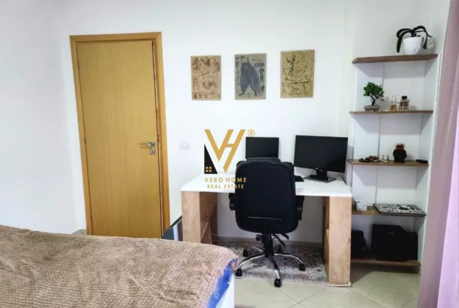 Appartamento in vendita a Valona 1+1, Arredato