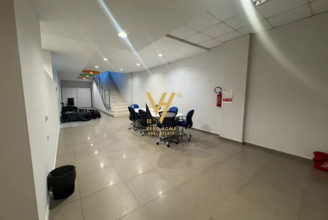 Business Property for Rent 3+1 in Tirana - 7,000 Euro