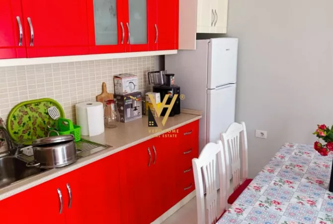 Shtepi ne shitje Apartament ne Pogradec, 1+1, Mobilimi E mobiluar, Pagesa 142,000  Euro.