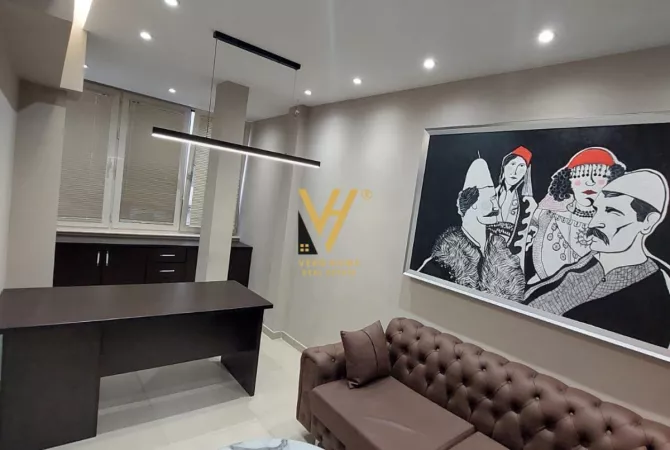 Business Property for Rent 3+1 in Tirana - 60,000 Leke