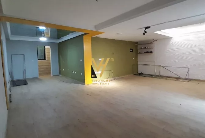 Business Property in Sale 1+1 in Tirana - 115,000 Euro