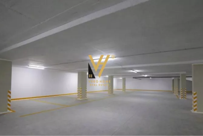 Business Property in Sale 4+1 in Tirana - 37,000 Euro