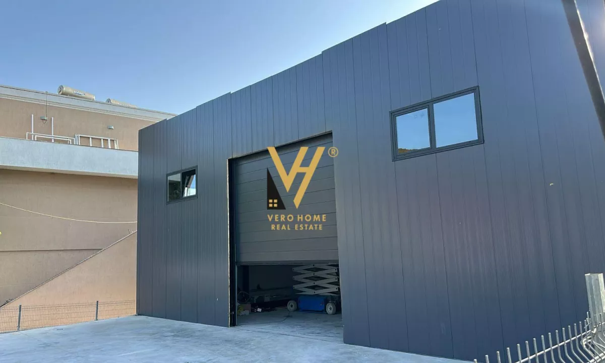 JEPET KAPANON 550 M2 ME QIRA NE PEZE HELMES 1.500 EURO