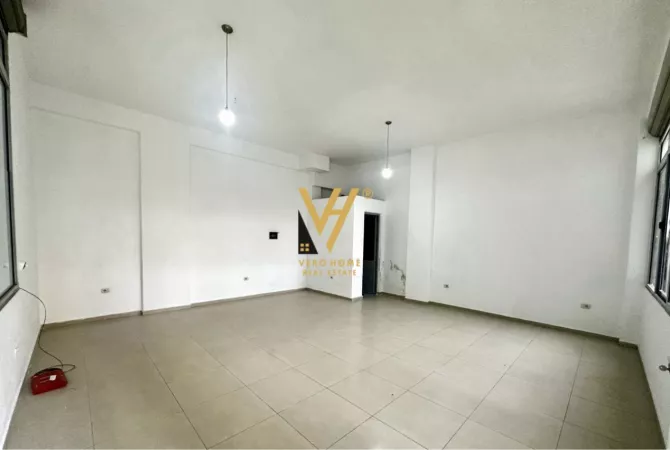 Business Property in Sale 1+1 in Tirana - 79,000 Euro