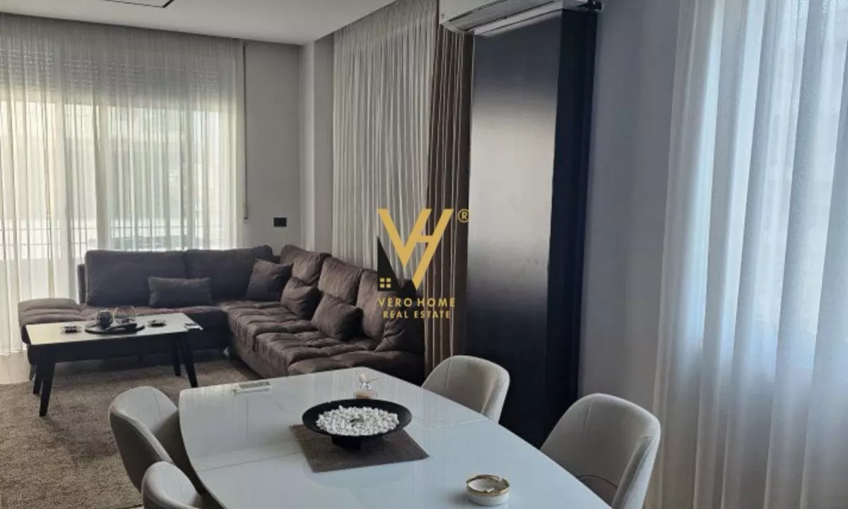 Shtepi me qera Apartament ne Tirane, 2+1, Mobilimi E mobiluar, Pagesa 750  Euro.