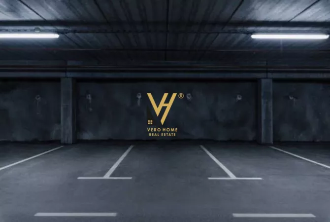 Business Property for Rent 4+1 in Tirana - 500 Euro