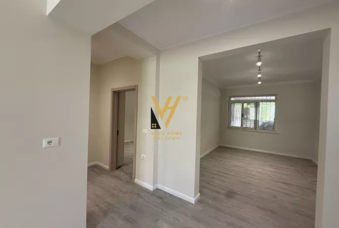 JEPET AMBIENT 80 M2 ME QIRA NE BLLOK 1.200 EURO