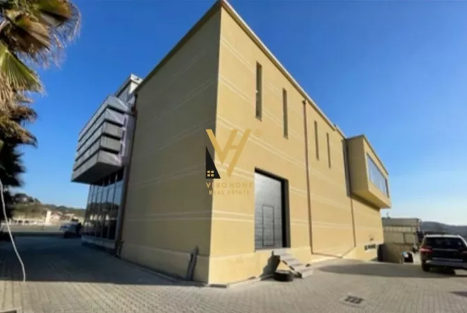 Business Property in Sale 4+1 in Tirana - 2,500,000 Euro