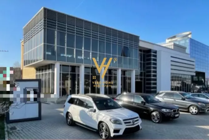 Business Property in Sale 4+1 in Tirana - 2,500,000 Euro