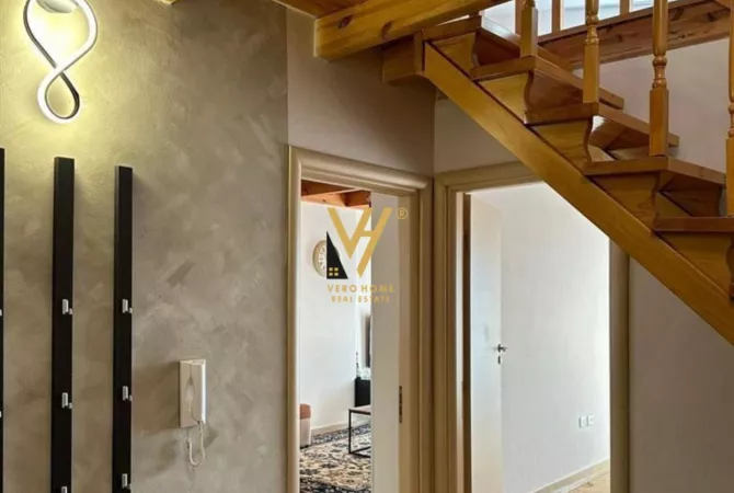 Shtepi me qera Apartament ne Tirane, 2+1, Mobilimi E mobiluar, Pagesa 54,000  Leke.