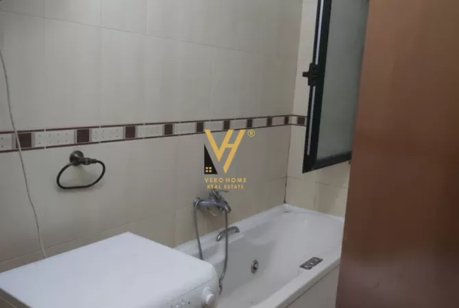 Shtepi me qera Apartament ne Tirane, 2+1, Mobilimi E mobiluar, Pagesa 700  Euro.