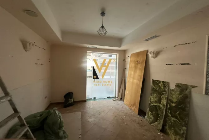 Business Property for Rent 1+1 in Tirana - 1,300 Euro