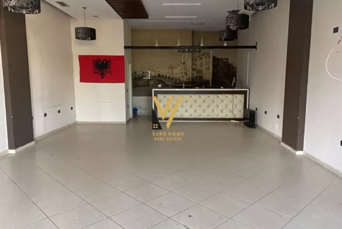 Business Property for Rent 1+1 in Tirana - 50,000 Leke