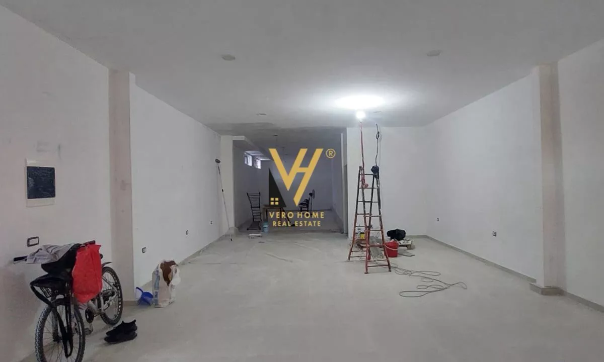 JEPET DYQAN 110 M2 ME QERA TE NISHARAKU 2.500 EURO