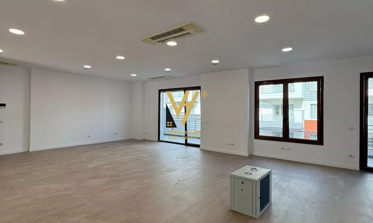 JEPET ZYRE 190 M2 ME QIRA TE DELIJORGJI 250.000 LEKE
