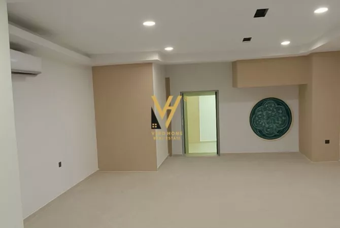 Business Property for Rent 1+1 in Tirana - 2,000 Euro