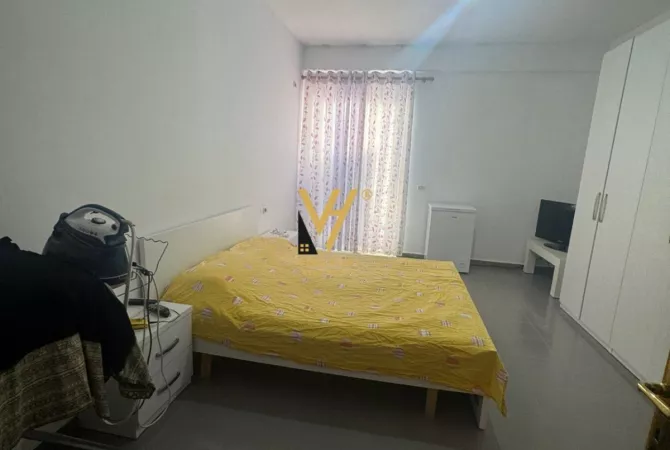 Shtepi ne shitje Apartament ne Tirane, 2+1, Mobilimi E mobiluar, Pagesa 163,000  Euro.