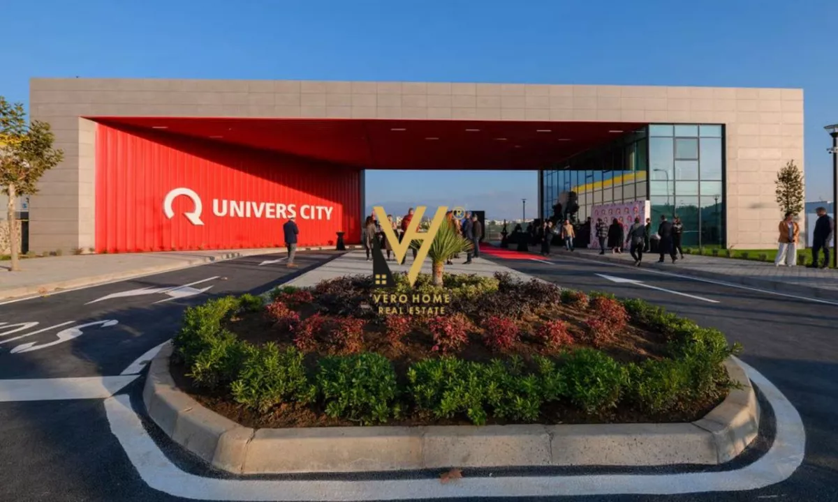 Shtepi ne shitje Apartament ne Tirane, 2+1, Mobilimi Bosh, pa mobiluar, Pagesa 120,000  Euro.