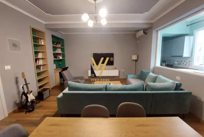 Shtepi ne shitje 5+1 ne Tirane - 450,000 Euro