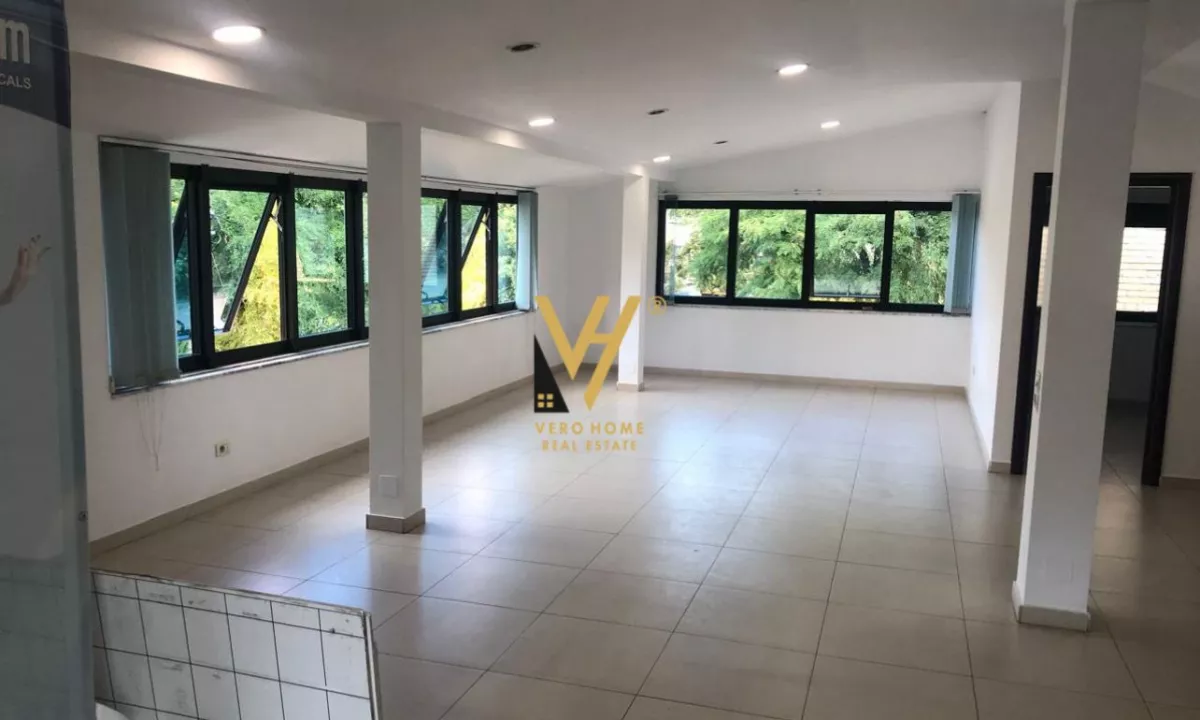 JEPET AMBIENT 230 M2 ME QIRA NE BRRYL 1.500 EURO