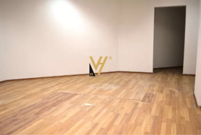 Business Property for Rent 1+1 in Tirana - 800 Euro