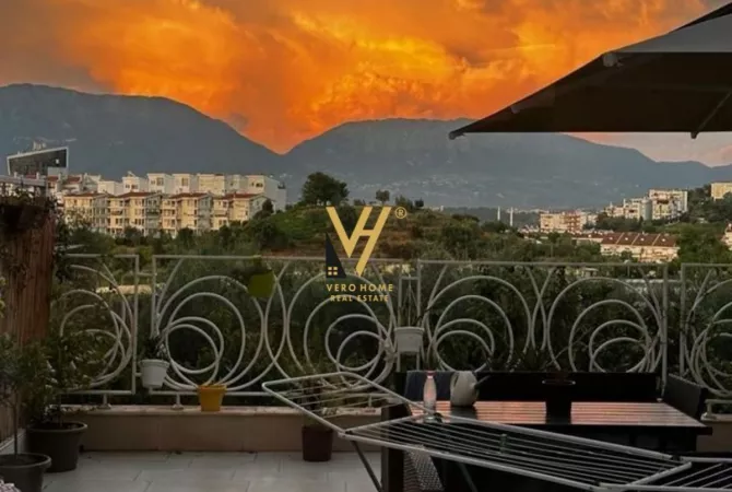 Shtepi ne shitje Apartament ne Tirane, 3+1, Mobilimi E mobiluar, Pagesa 370,000  Euro.