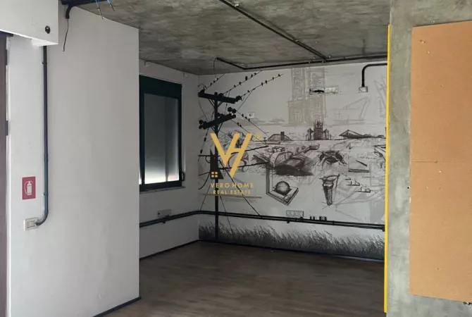 Business Property for Rent 3+1 in Tirana - 1,100 Euro