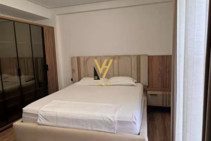 Shtepi me qera Apartament ne Tirane, 3+1, Mobilimi E mobiluar, Pagesa 650  Euro.