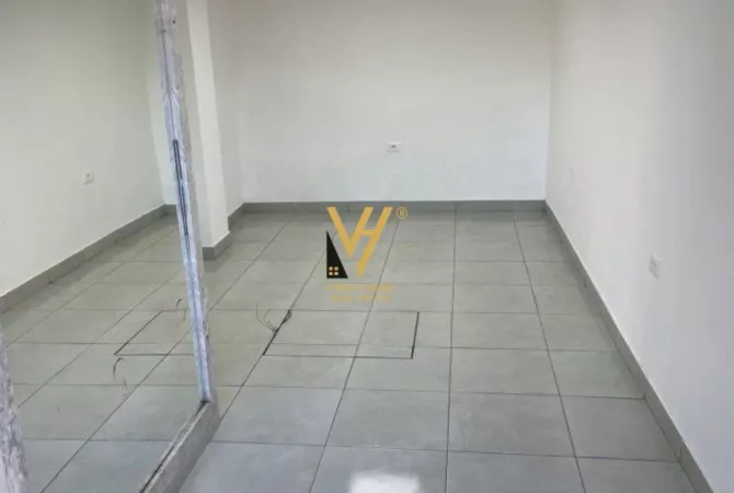 Business Property for Rent 3+1 in Tirana - 900 Euro