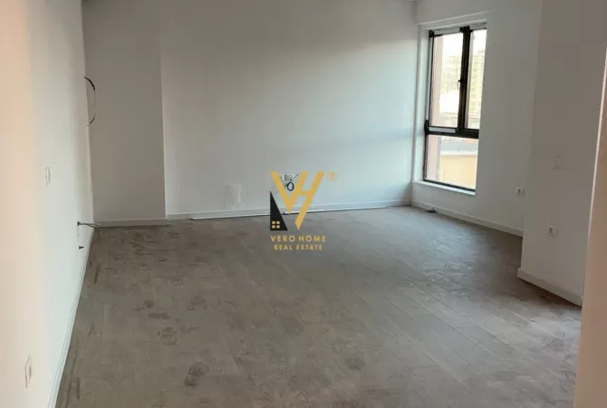 Business Property for Rent 3+1 in Tirana - 1,000 Euro