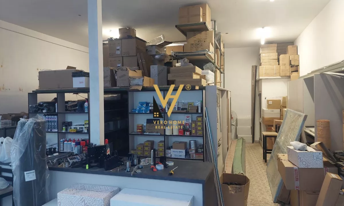 JEPET DYQAN 85 M2 ME QERA TE UNAZA E RE 1.000 EURO