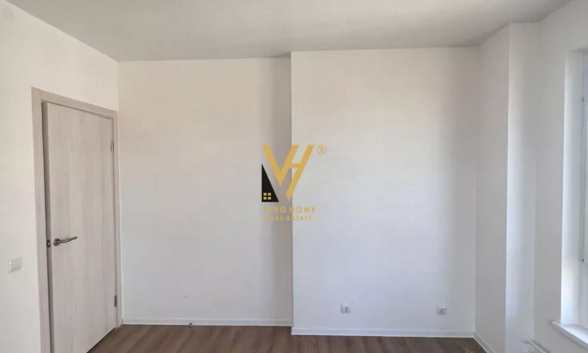 Shtepi ne shitje Apartament ne Tirane, 1+1, Mobilimi Bosh, pa mobiluar, Pagesa 102,000  Euro.