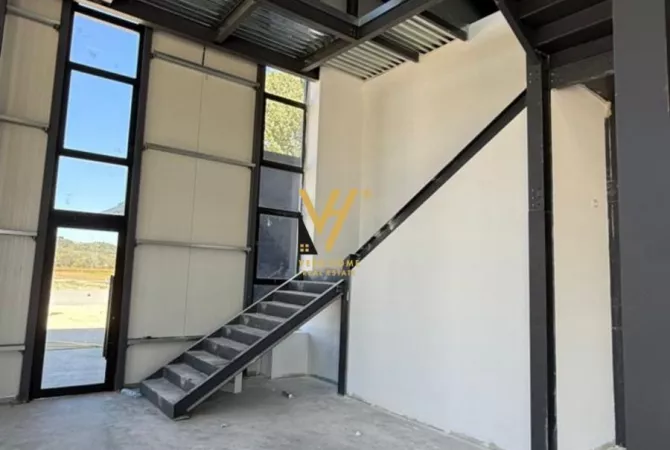 Business Property for Rent 4+1 in Tirana - 4,000 Euro