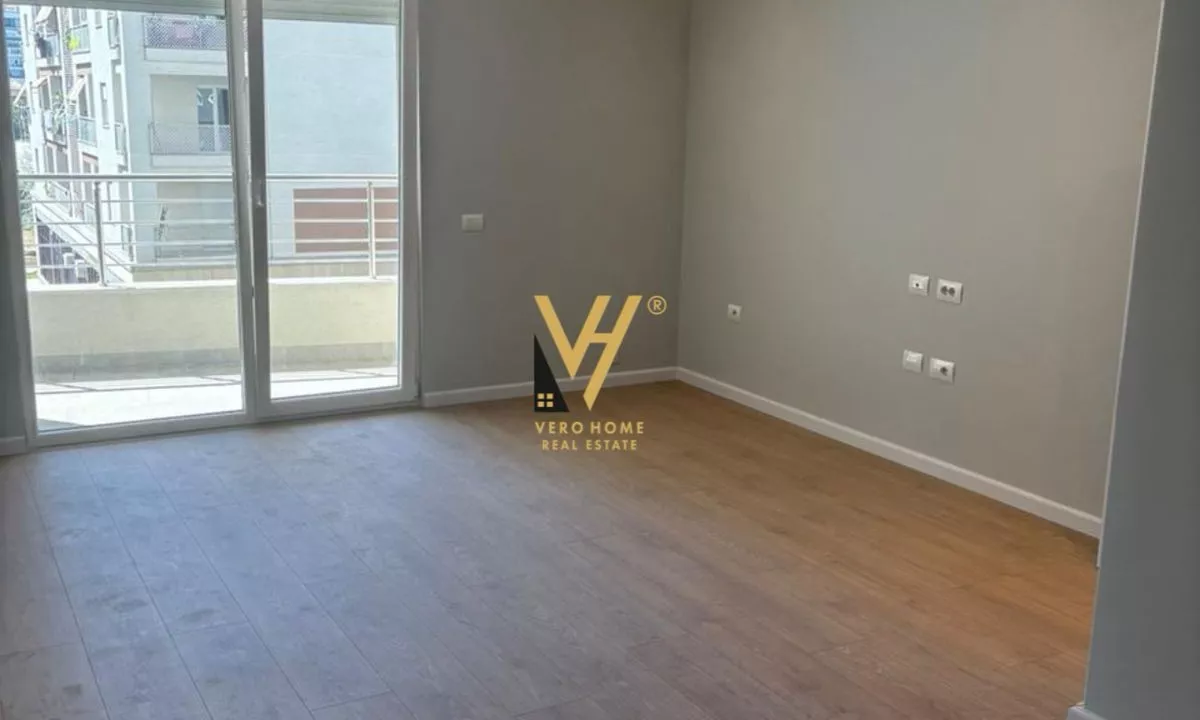 JEPET ZYRE 120 M2 ME QIRA TE KIKA 2, KOMUNA E PARISIT 130.000 LEKE