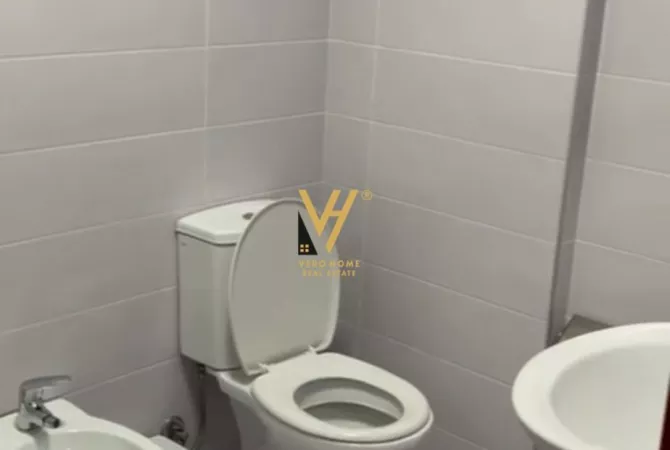 Shtepi ne shitje Apartament ne Tirane, 2+1, Mobilimi Bosh, pa mobiluar, Pagesa 205,000  Euro.