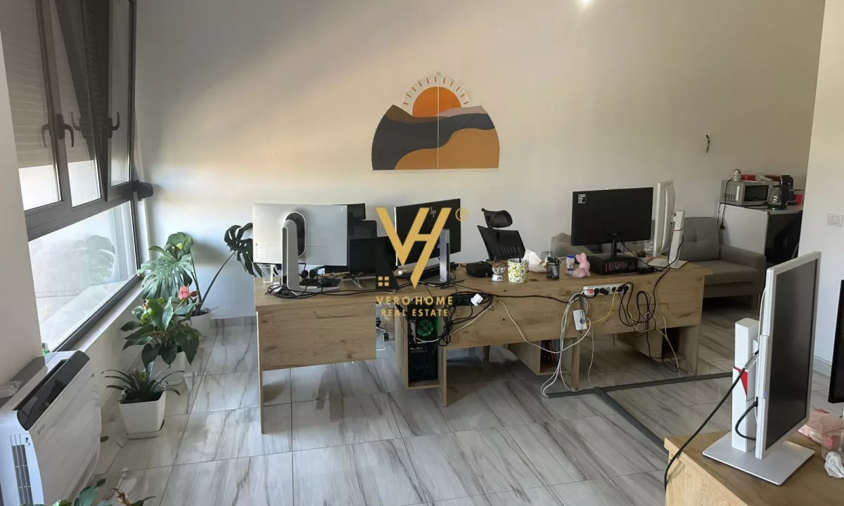 JEPET ZYRE 2+1+BLK ME QERA ALI DEMI 650 EURO